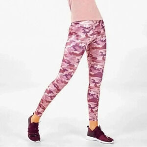 Fabletics small power hold Legging NWOT